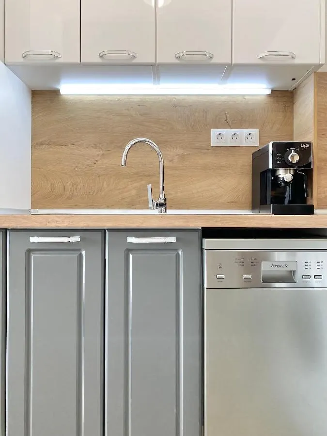 Private Apartment For 4 Guests And Parking Filibe